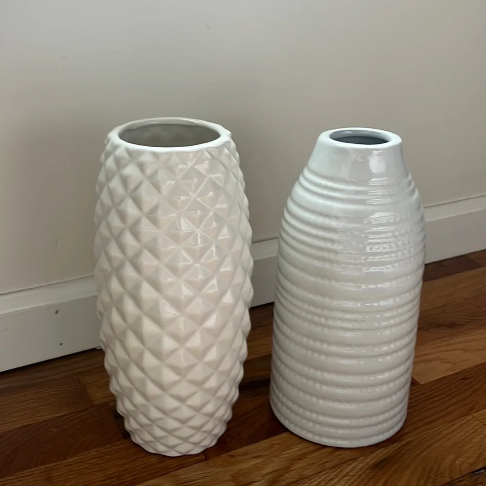 Pier 1 vase